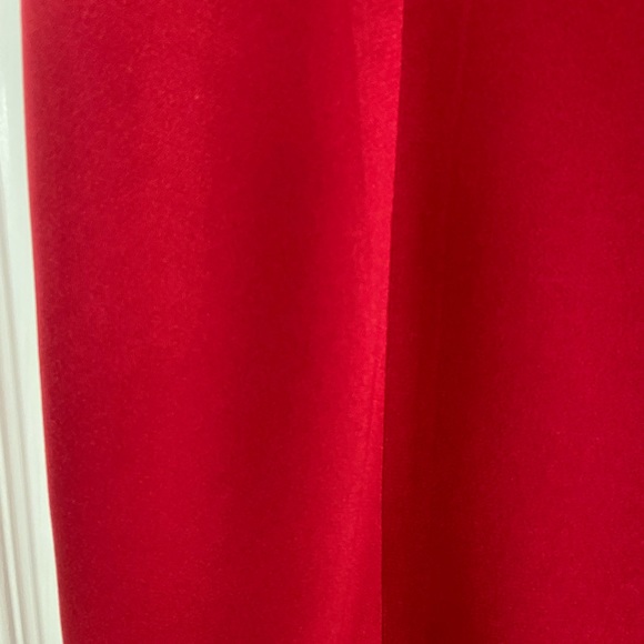 Red midi dress - Picture 2 of 5